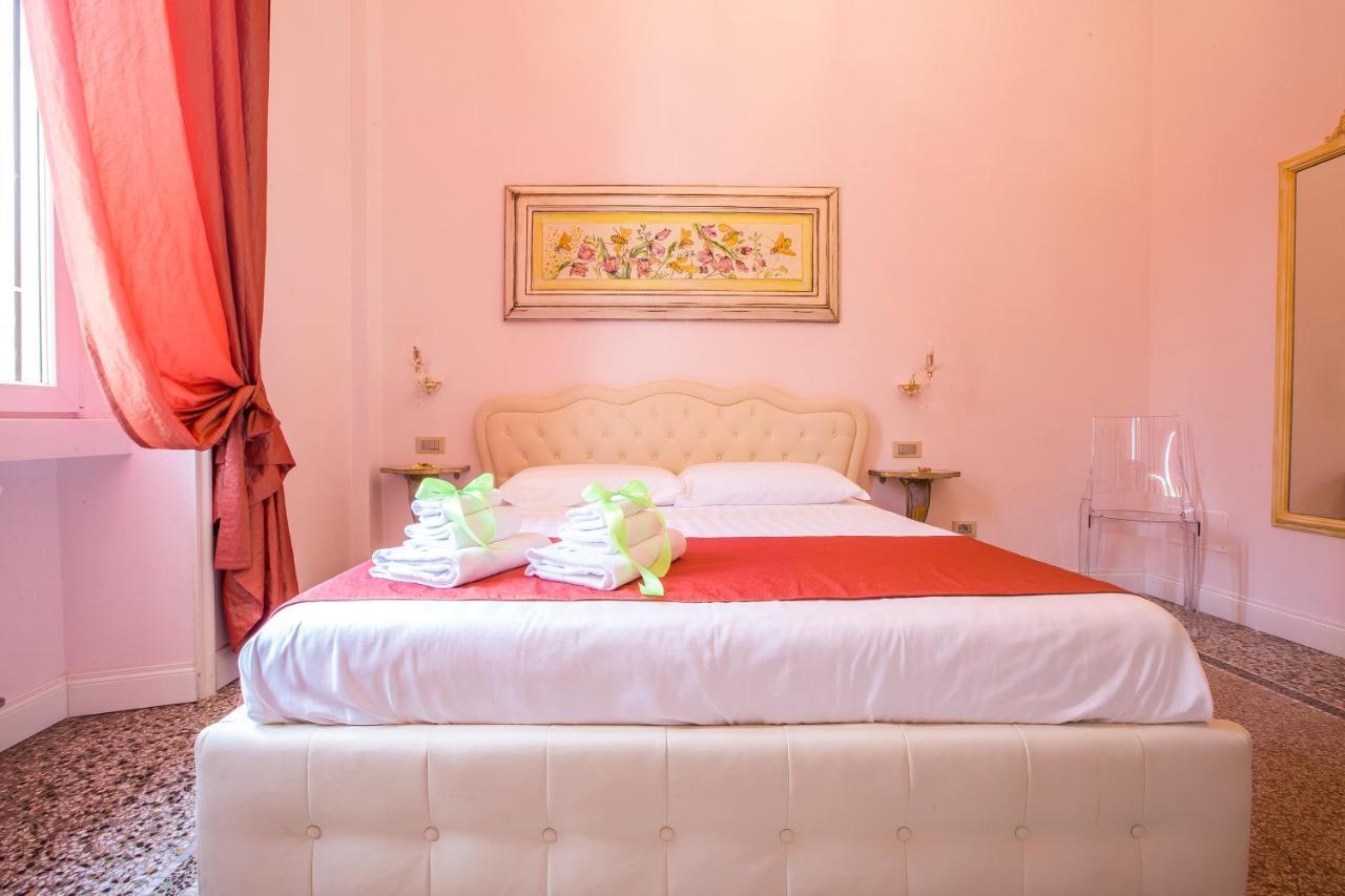 Trastevere Royal Suite Trilussa ローマ エクステリア 写真